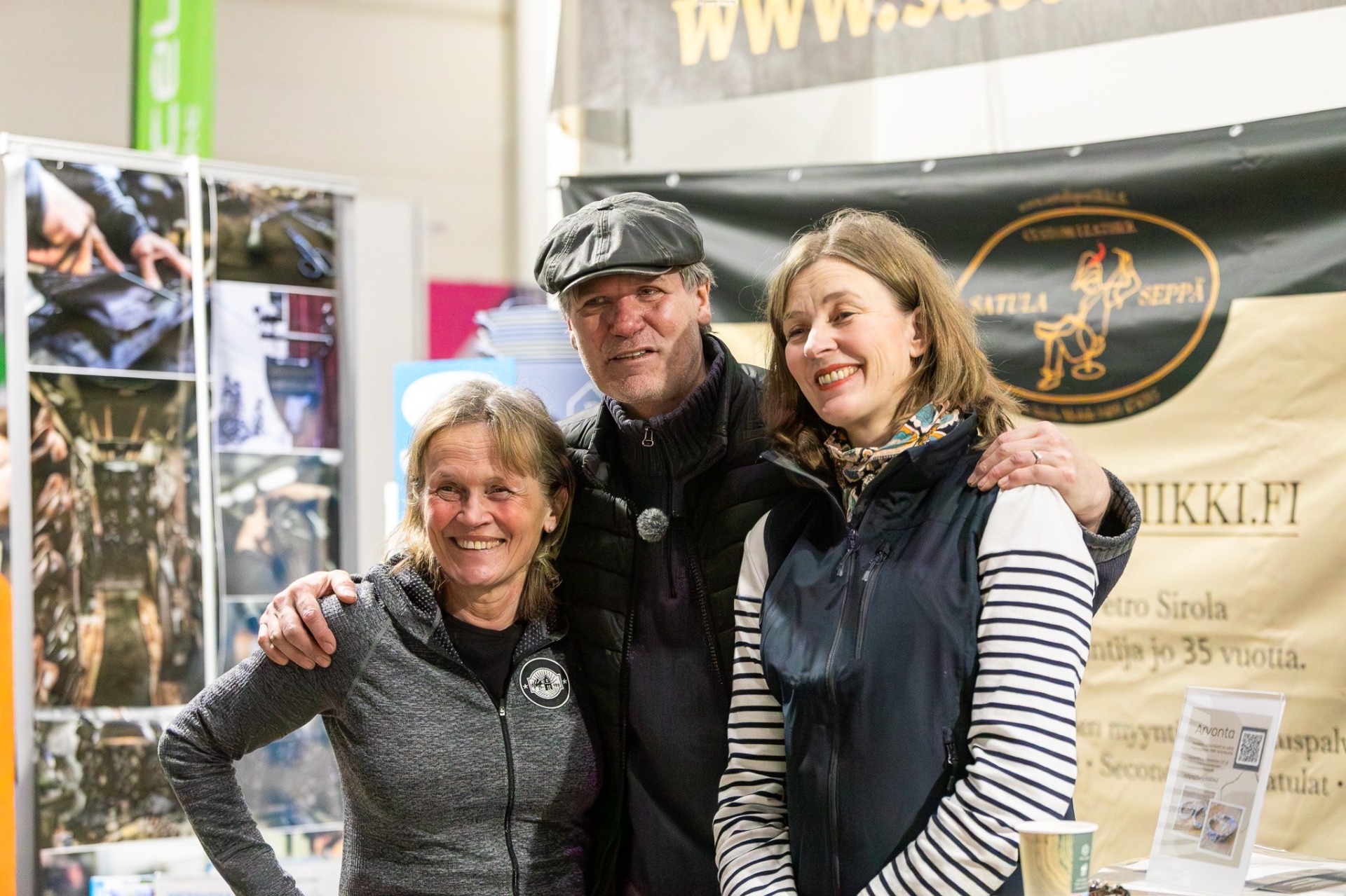 Biokemisti Saija Pihkanen, satulaseppä Petro Sirola ja eläinlääkäri Laura Laakso. Kuva: Milla Cornea